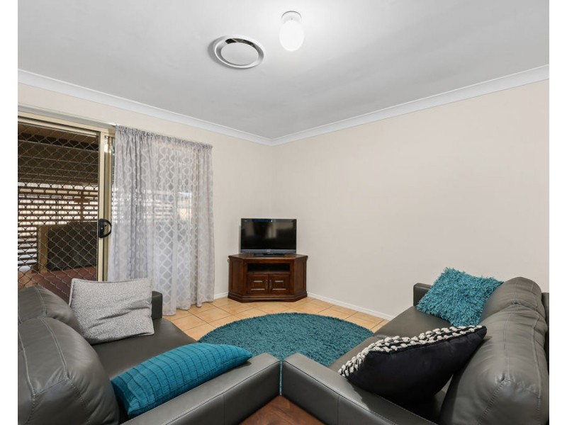 8 Crosby Crescent, Raceview QLD 4305