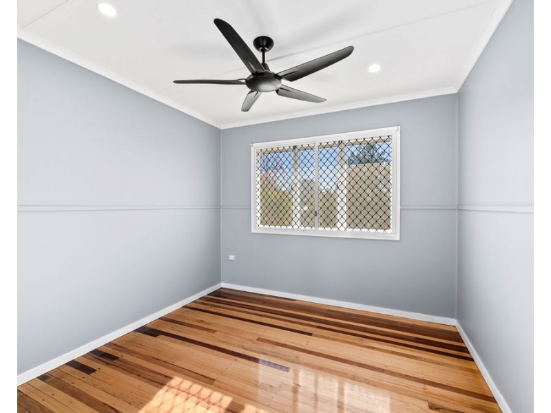 18 Lawson Street, Leichhardt QLD 4305