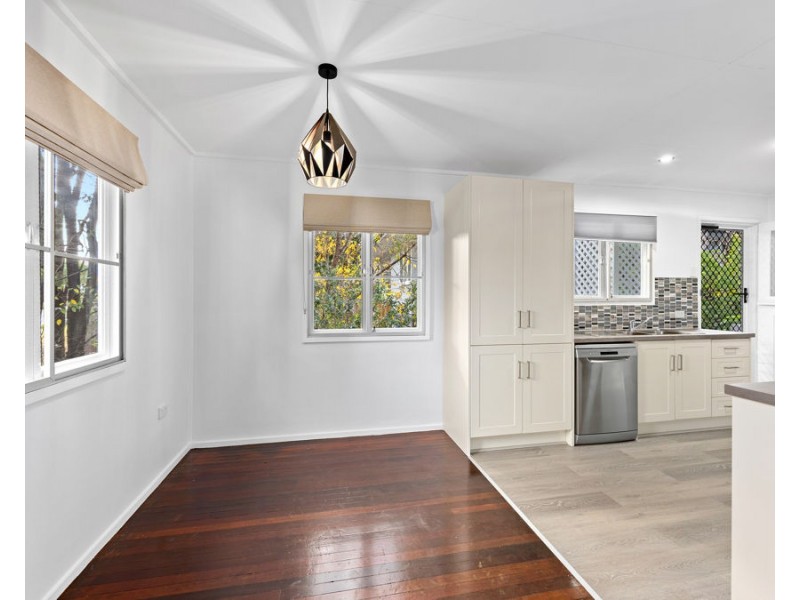48 Kynance Street, Leichhardt QLD 4305