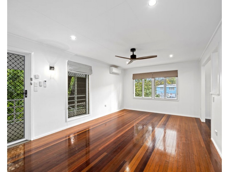 48 Kynance Street, Leichhardt QLD 4305