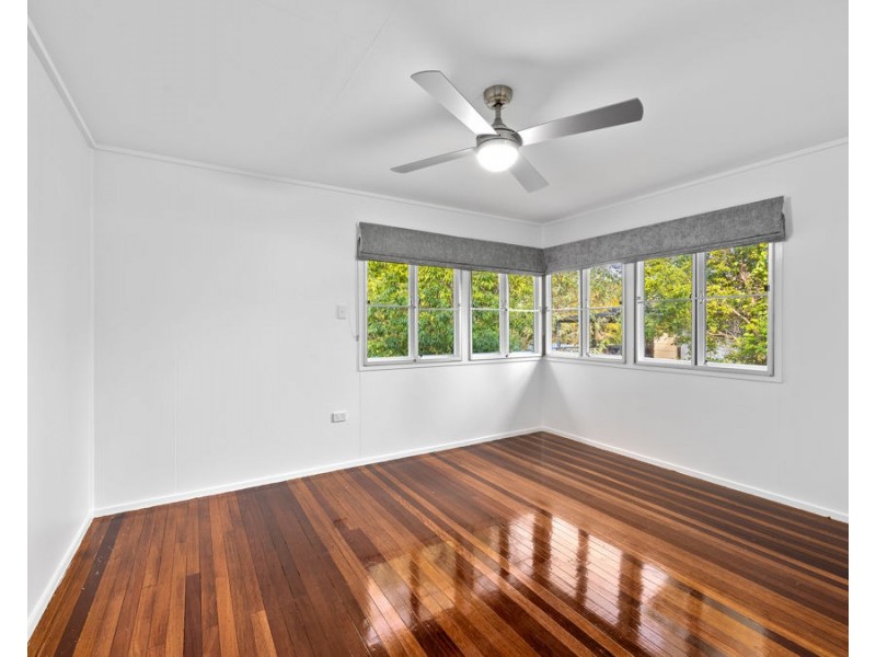 48 Kynance Street, Leichhardt QLD 4305