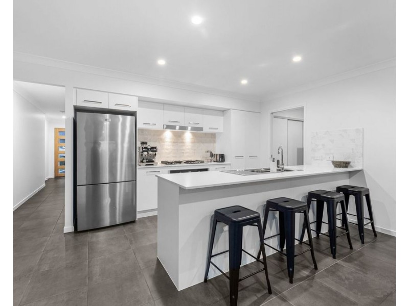 10 Gonula Crescent, Ripley QLD 4306