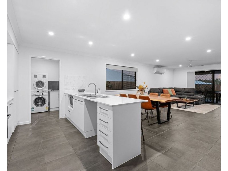 10 Gonula Crescent, Ripley QLD 4306