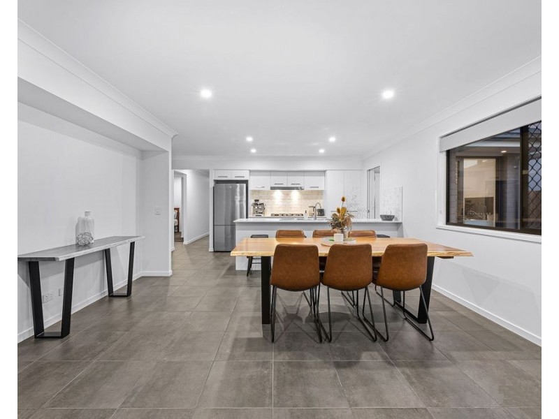 10 Gonula Crescent, Ripley QLD 4306