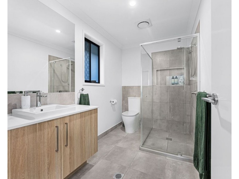 10 Gonula Crescent, Ripley QLD 4306