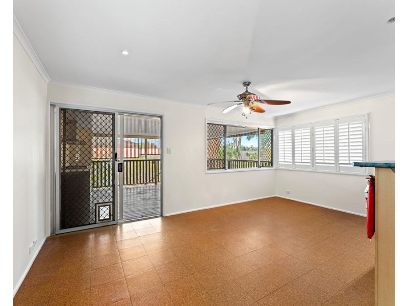 43 Prunda Parade, Raceview QLD 4305