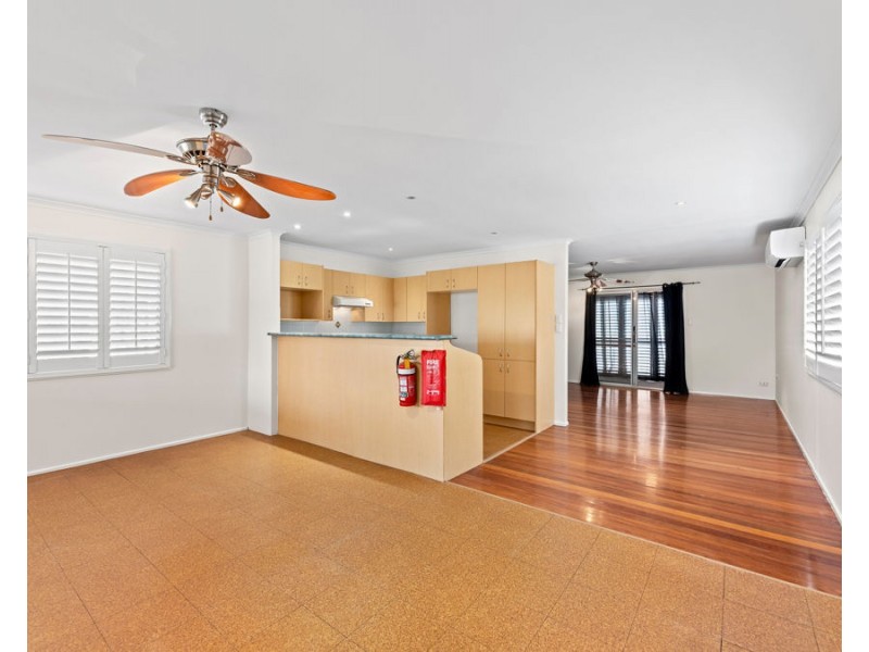 43 Prunda Parade, Raceview QLD 4305