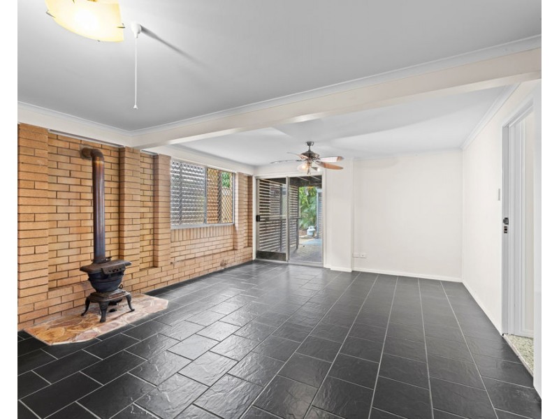 43 Prunda Parade, Raceview QLD 4305