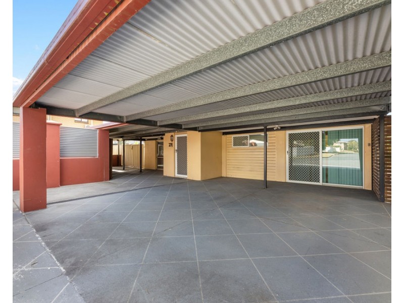 43 Prunda Parade, Raceview QLD 4305