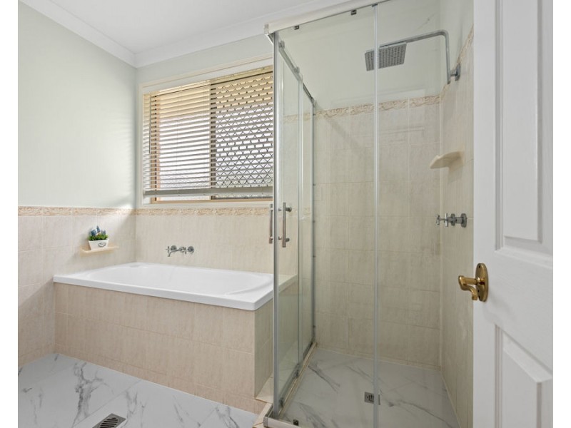 36 Winland Drive, Deebing Heights QLD 4306