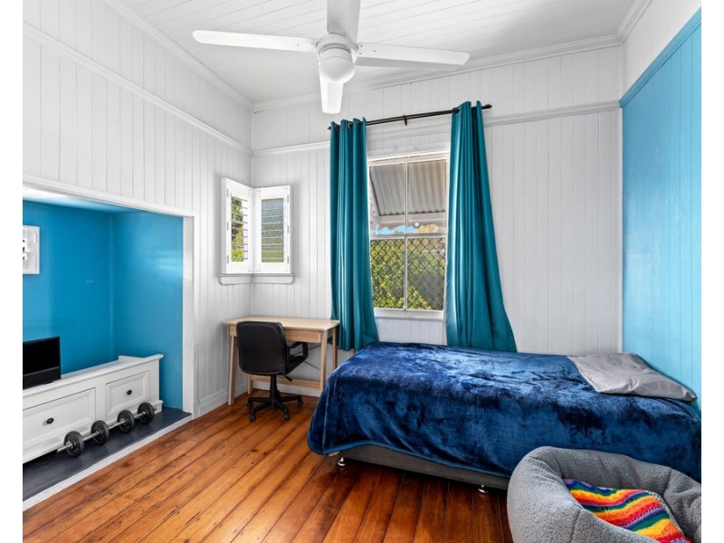 14 Sinclair Street, Newtown QLD 4305