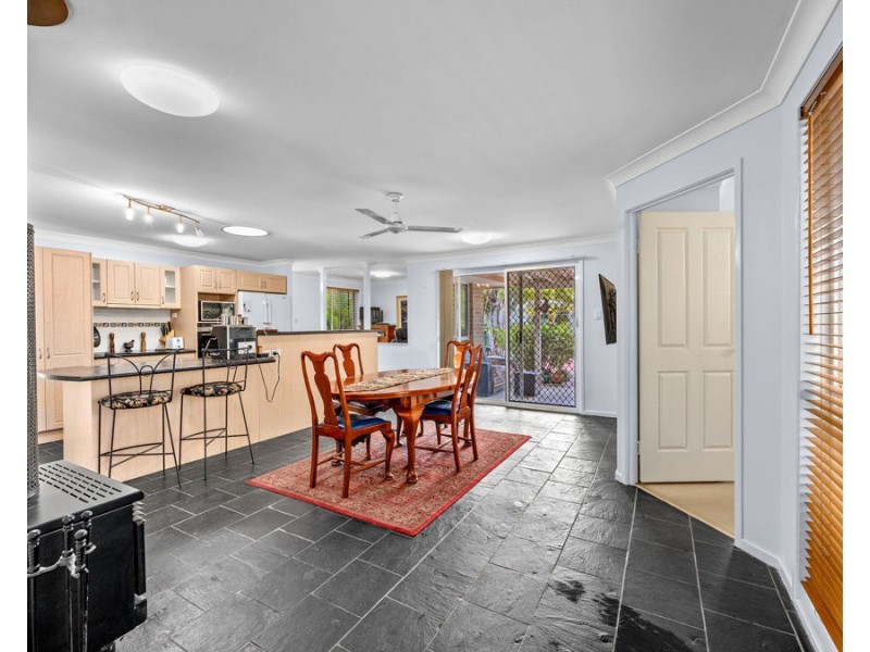 8 Epsom Court, Yamanto QLD 4305