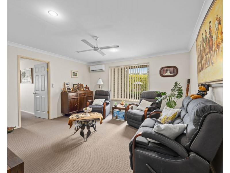 128 Kensington Drive, Flinders View QLD 4305