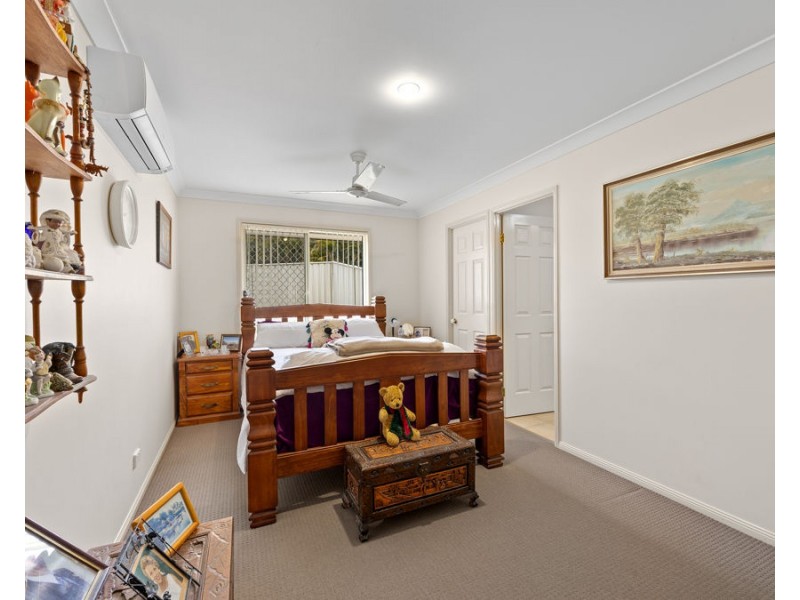 128 Kensington Drive, Flinders View QLD 4305