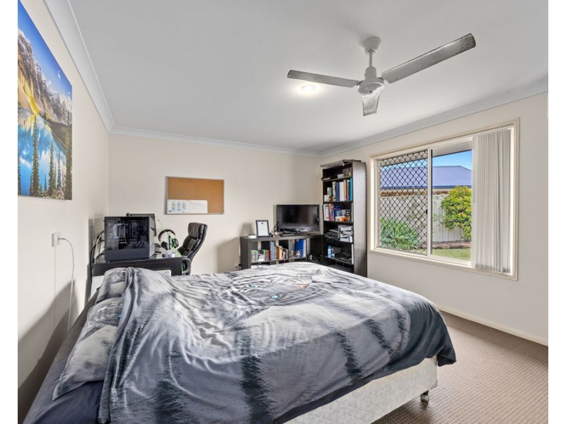 128 Kensington Drive, Flinders View QLD 4305