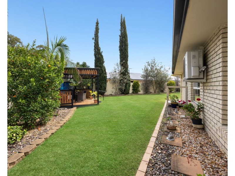 128 Kensington Drive, Flinders View QLD 4305