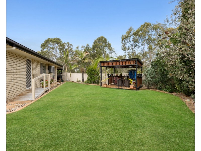 128 Kensington Drive, Flinders View QLD 4305