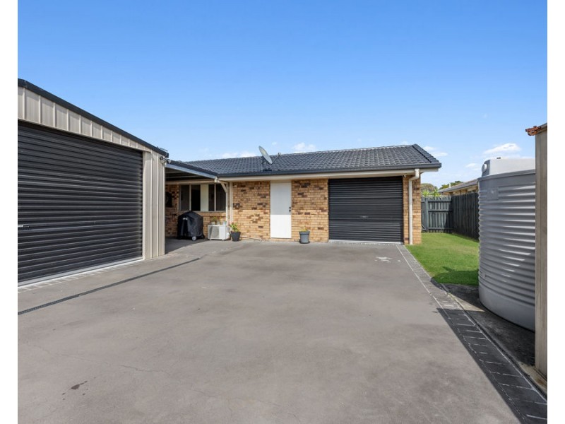 86 Equestrian Drive, Yamanto QLD 4305