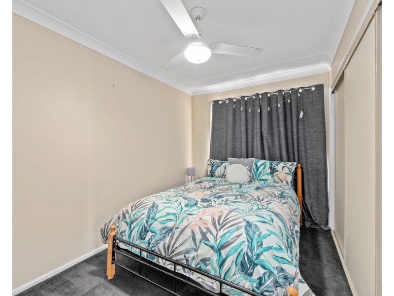 86 Equestrian Drive, Yamanto QLD 4305