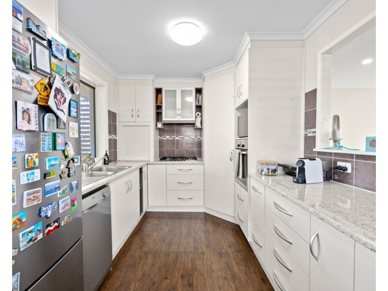 29 Hibiscus Street, Flinders View QLD 4305