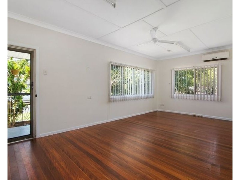 50 Bergin Street, North Booval QLD 4304