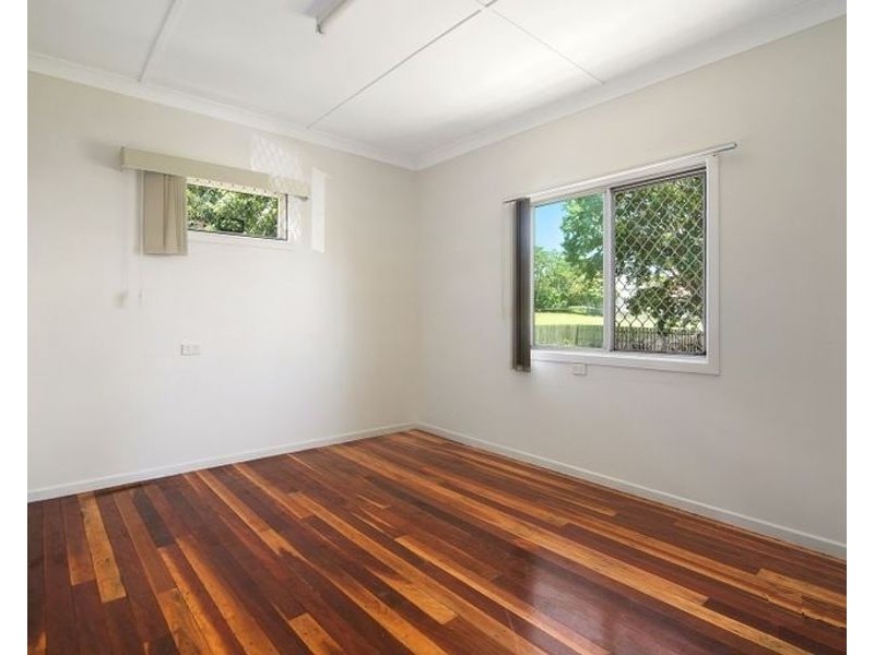 50 Bergin Street, North Booval QLD 4304