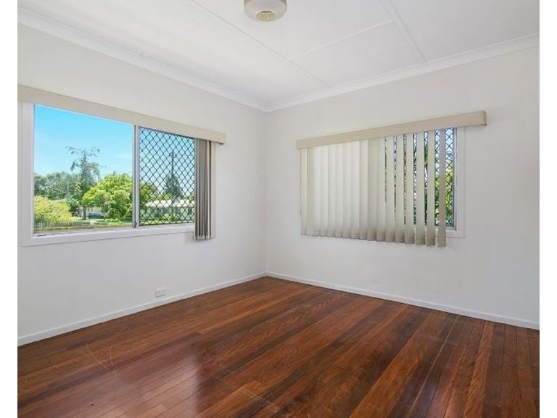 50 Bergin Street, North Booval QLD 4304