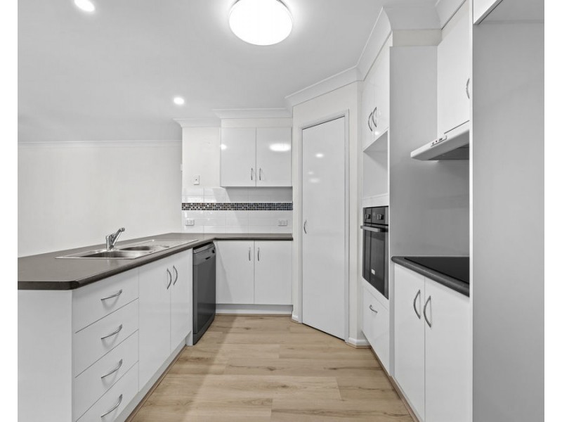 83 Rumsey Drive, Raceview QLD 4305