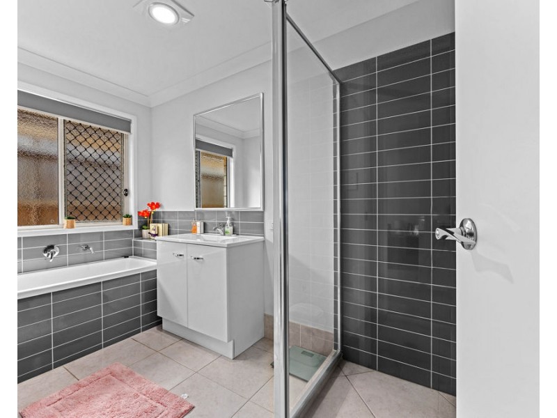 10 Caladenia Street, Deebing Heights QLD 4306