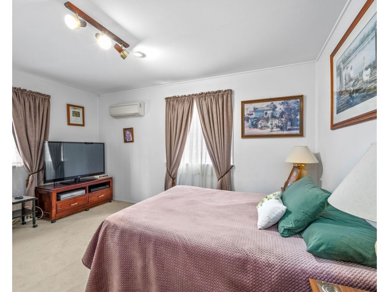 310 South Station Road, Raceview QLD 4305