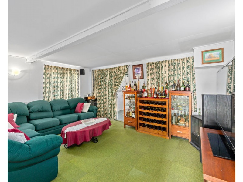 310 South Station Road, Raceview QLD 4305
