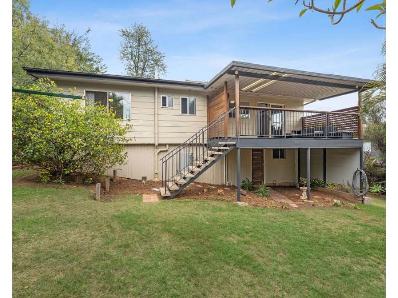 10 Ashfield Street, North Ipswich QLD 4305
