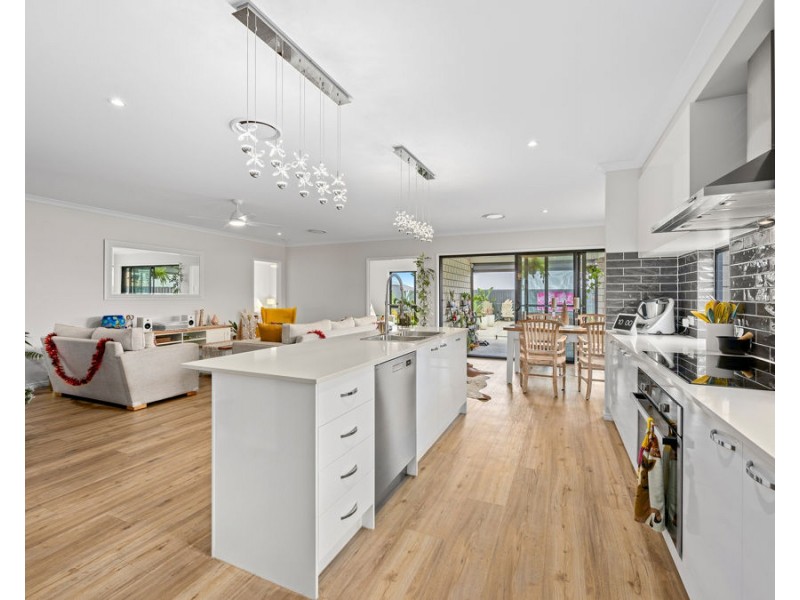 19 Tulip Street, Yamanto QLD 4305