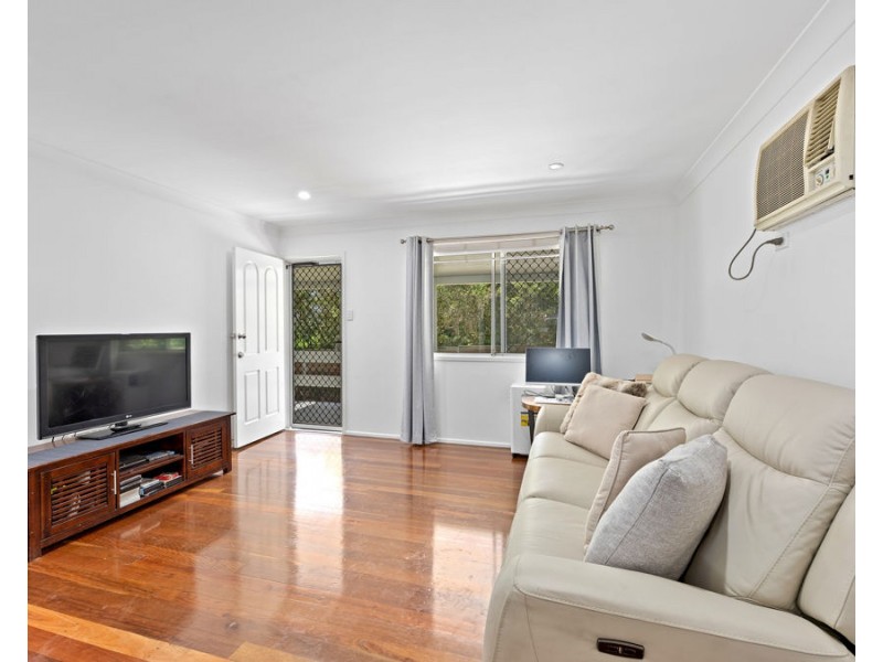 7 Roma Street, North Booval QLD 4304