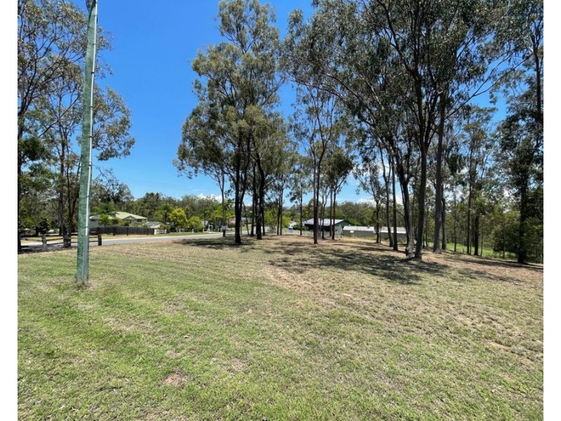 99 Winland Drive, Deebing Heights QLD 4306