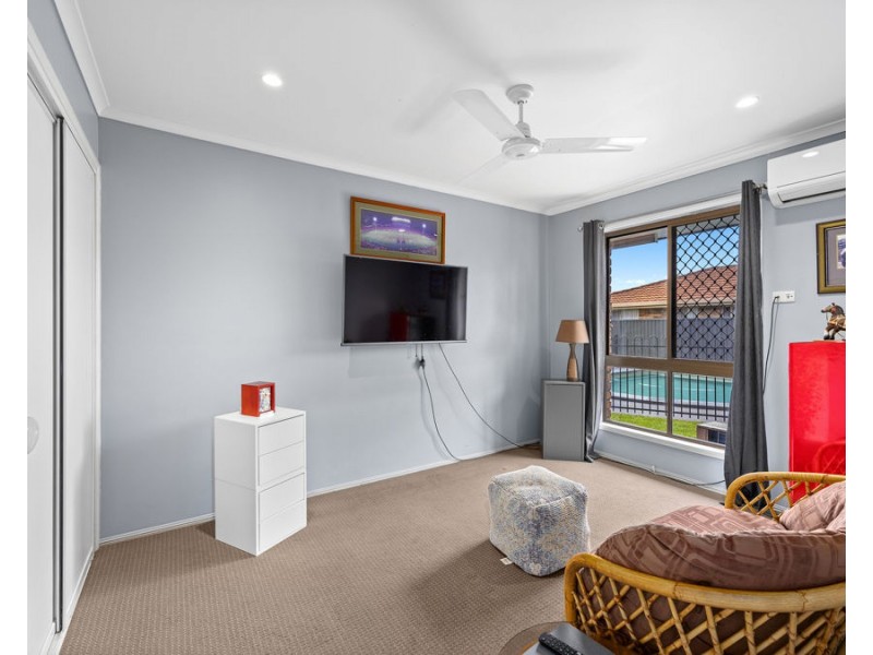 9 Connemara Court, Yamanto QLD 4305