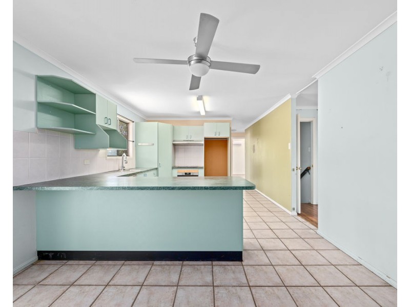 2 France Street, Eastern Heights QLD 4305