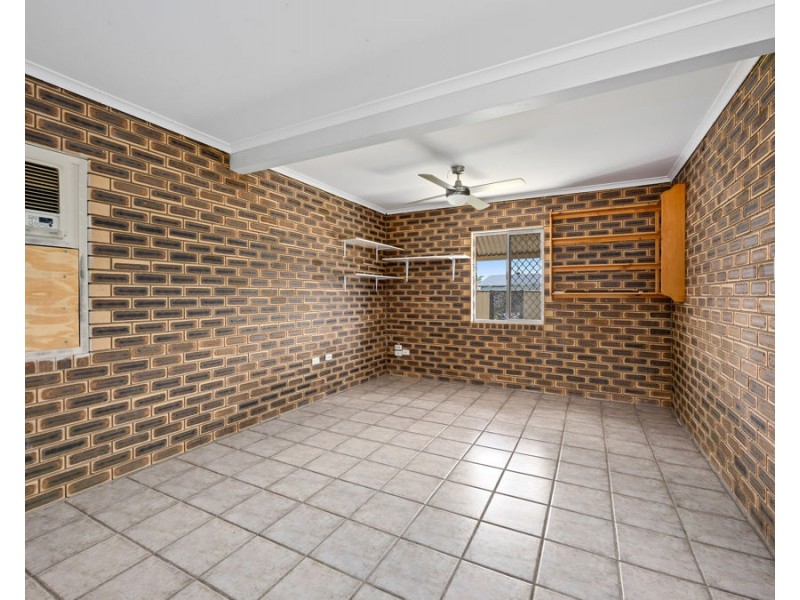 2 France Street, Eastern Heights QLD 4305