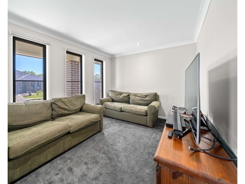 27 Tetra Crescent, Ripley QLD 4306