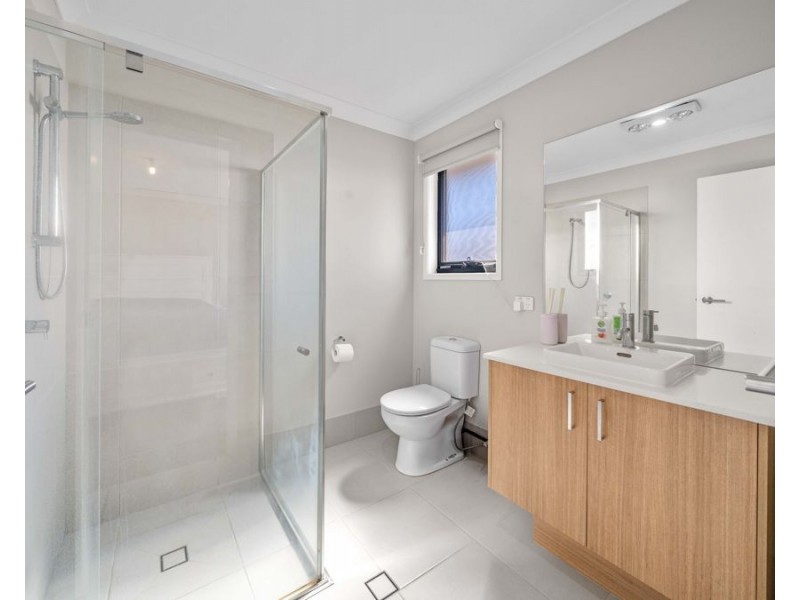 27 Tetra Crescent, Ripley QLD 4306