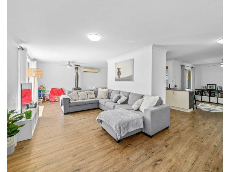 4 Tarpan Court, Yamanto QLD 4305