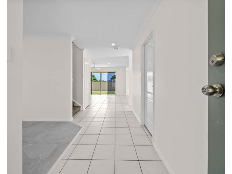 11 Amie Place, Raceview QLD 4305