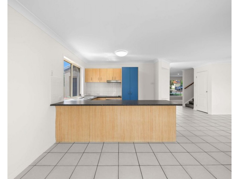 11 Amie Place, Raceview QLD 4305