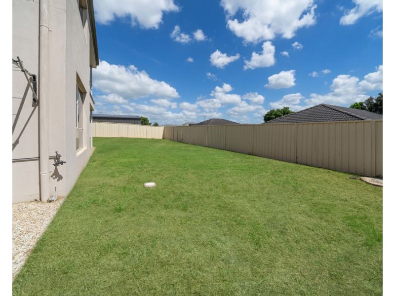 11 Amie Place, Raceview QLD 4305