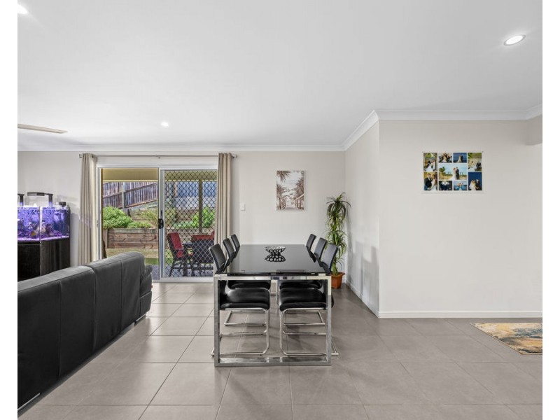 6 Jellett Drive, Deebing Heights QLD 4306