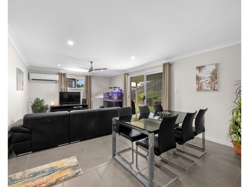 6 Jellett Drive, Deebing Heights QLD 4306