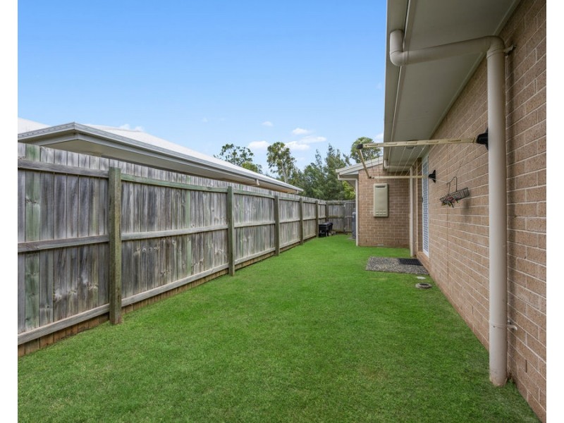 6 Jellett Drive, Deebing Heights QLD 4306