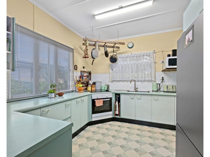 106 Wildey Street, Raceview QLD 4305