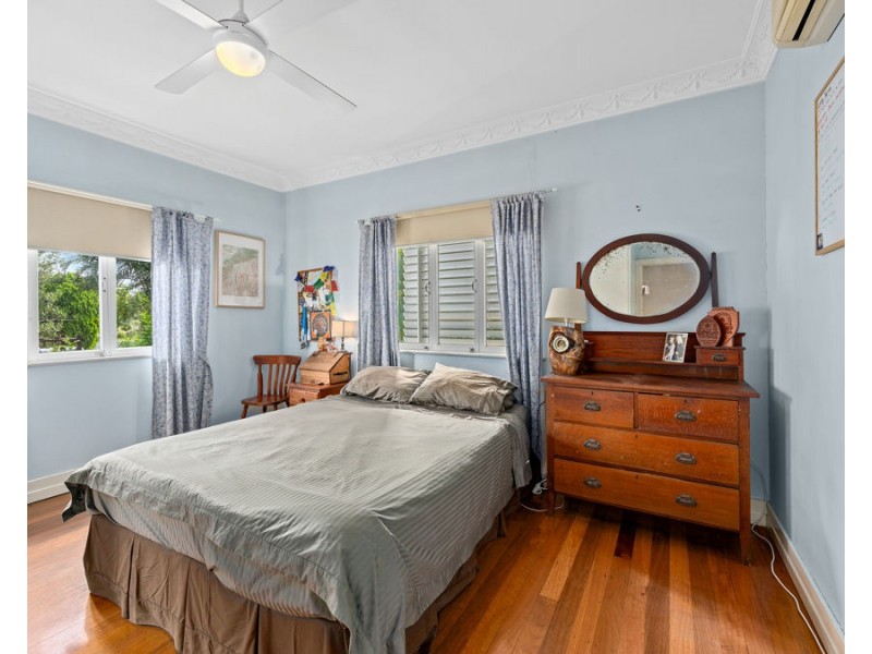 106 Wildey Street, Raceview QLD 4305