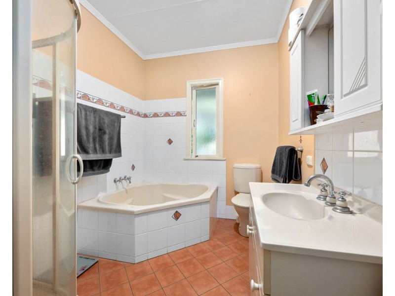 106 Wildey Street, Raceview QLD 4305